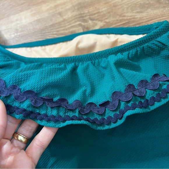 J Crew One-shoulder ruffle one-piece swimsuit with rickrack bodysuit - Picture 3 of 11